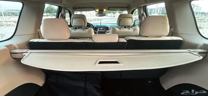 جراند شروكي لاريدو 2019 3