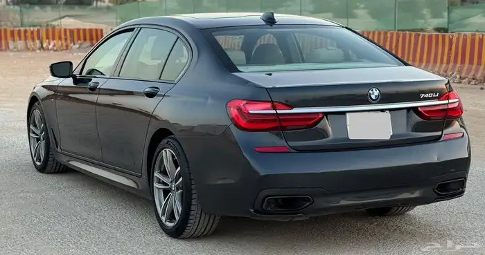 بي ام دبليو 740Li _ 2016 18