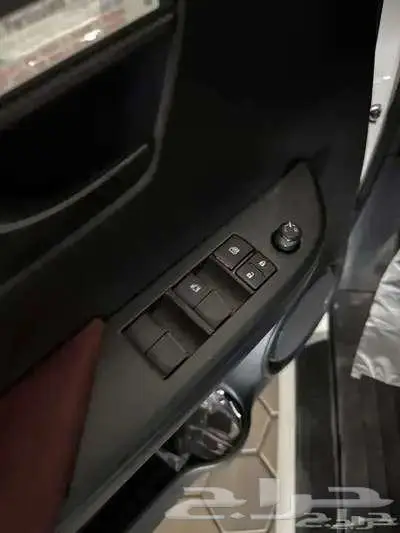 تويوتا هايلوكس GL2 موديل 2025 10