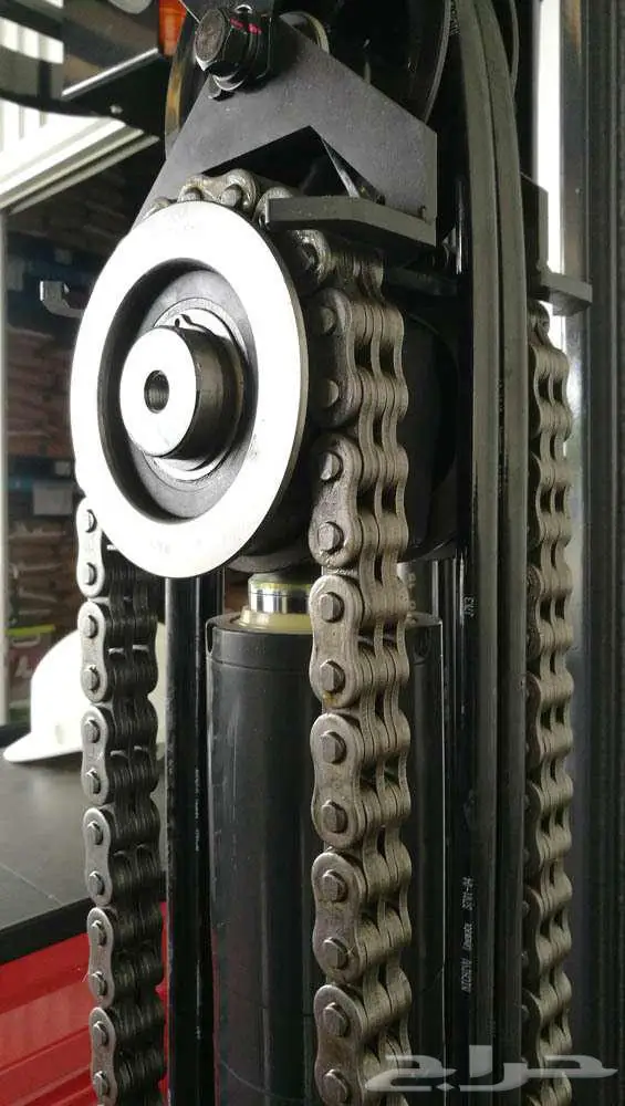 تروس وجنازير صناعية للمصانع - الرافعات الشوكية- الكسارات 12