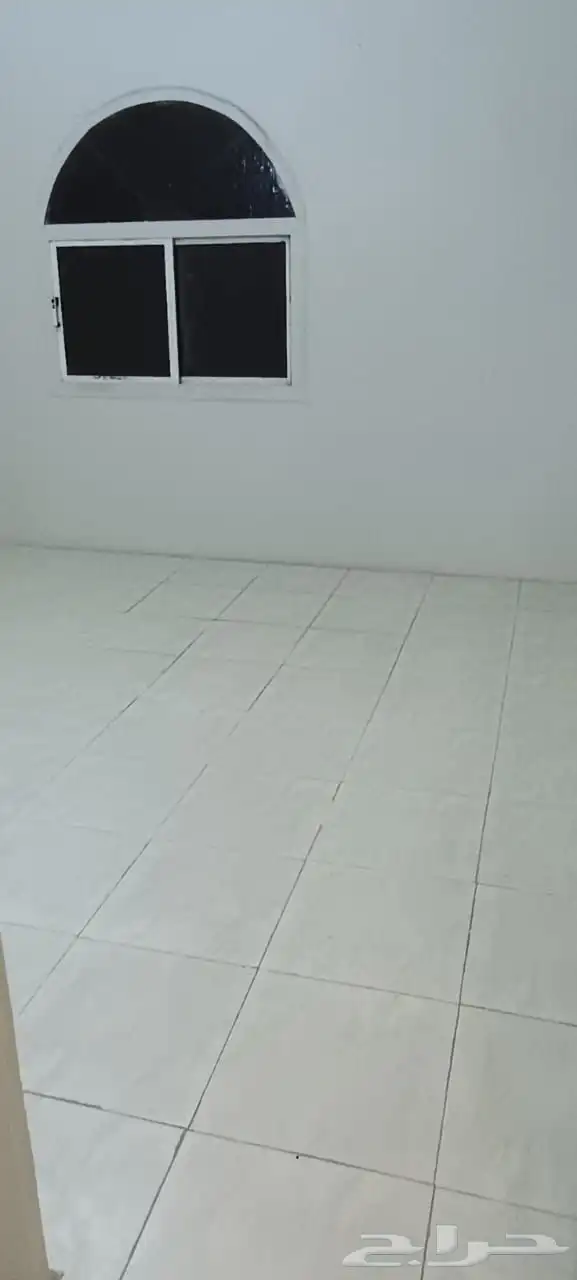 شقة 3 غرف بحي الصفا للايجار جده 5