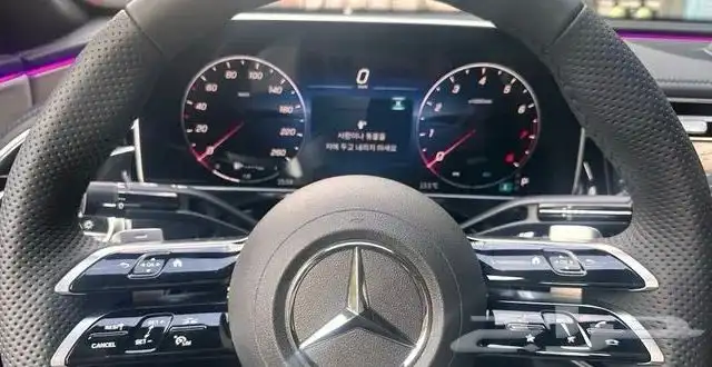 Mercedes E-Class W214E300 4MATIC AMG Line zero 2