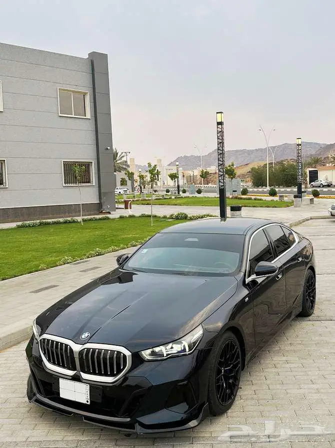 بي ام دبليو BMW 520i فل كامل 2024 كوري ضمان ناغي صيانة مجاني 6