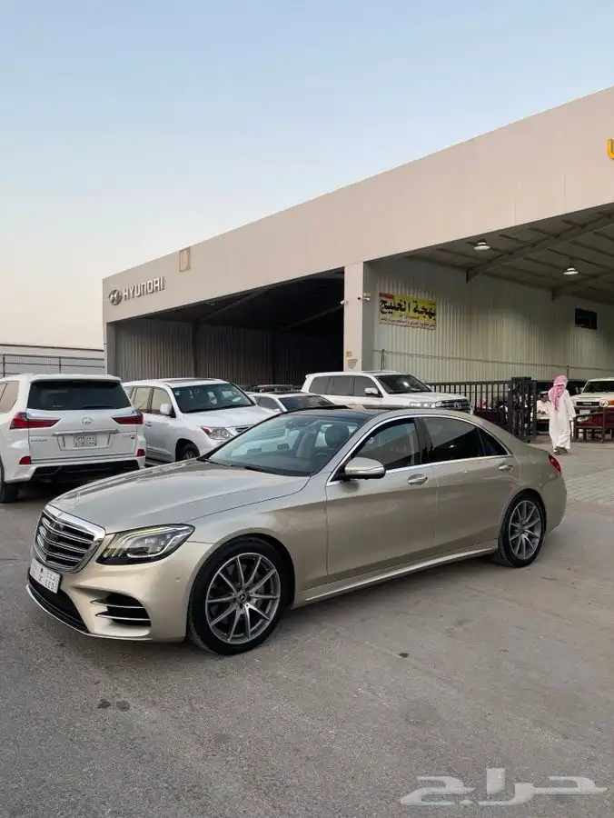 معرض بهجة الخليج مرسيدس s450 1