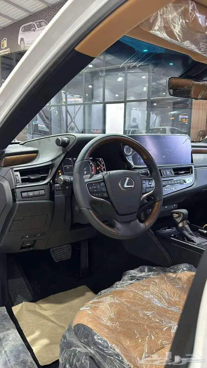 لكزس ES 350 فئةCC فتحة بانوراما بريمي 2025 - 231.000 1