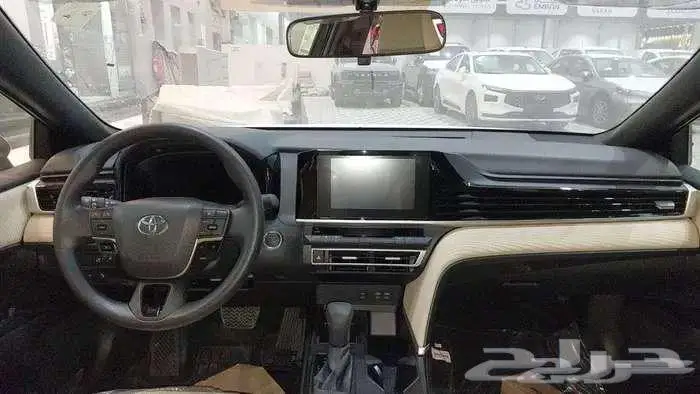 كامري طيس بنزين E 2025 خليجي اسود 6