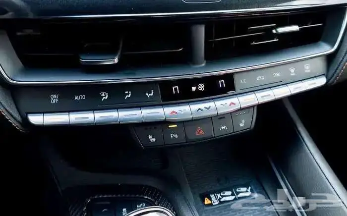 كدلك CT5 موديل 2023 - AWD 2