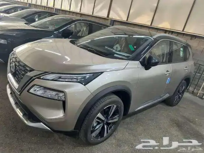 نيسان أكس تريل 2025 فل كامل دبل 0