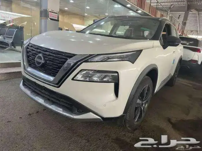 نيسان أكس تريل 2025 فل كامل دبل 1