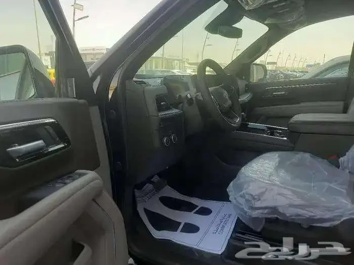 شيفروليه تاهو 2025بدون دبل-اقل سعر كاش وتمويل-هدية 9