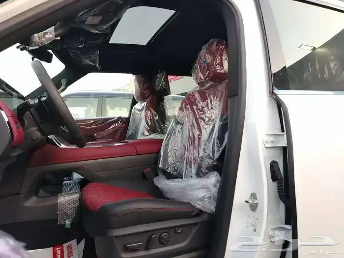 نيسان باترول بلاتينيوم V6 تنفس طبيعي موديل 2026 سعودي 12