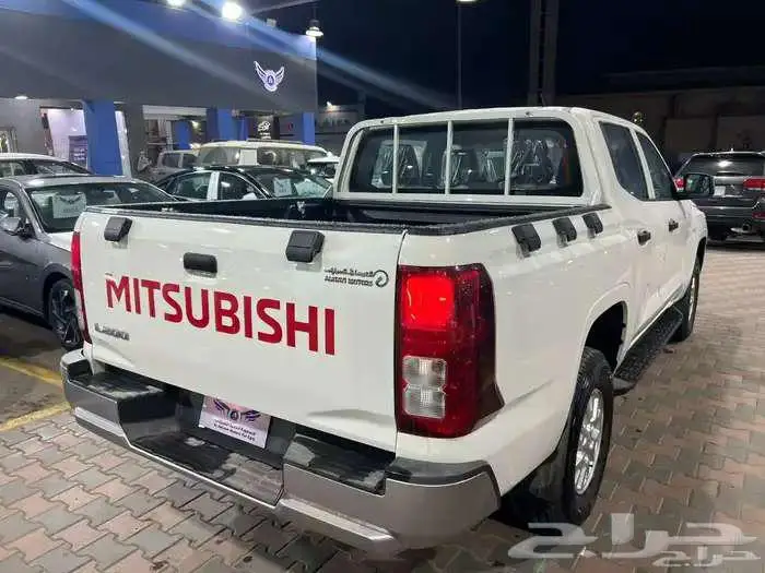 ميتسوبيشي وانيت L200 غمارتين 2025 متاح كاش وتقسيط 5