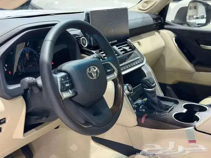 لاندكروزر جي اكس ار L5 خليجي بنزين رادار 2025 13