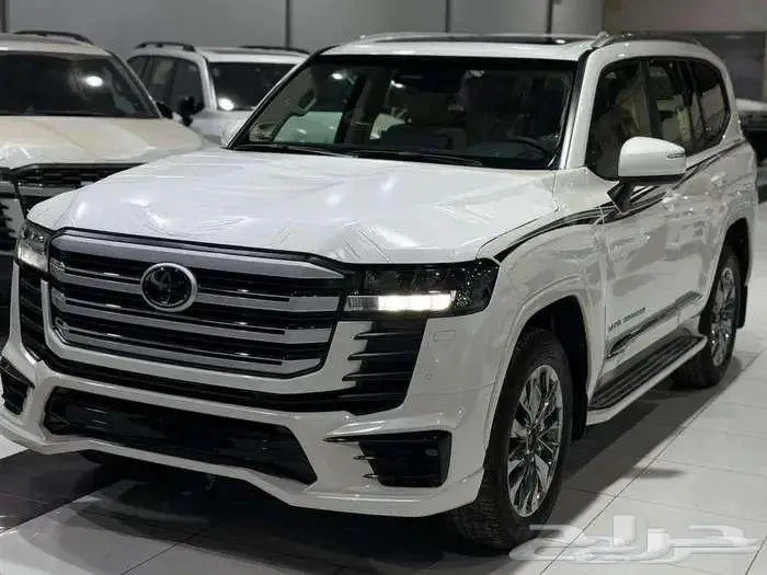 لاندكروزر جي اكس ار L5 خليجي بنزين رادار 2025 1