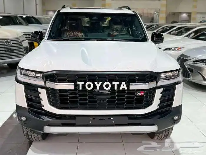 تويوتا لاندكروزر GR بريمي فل كامل 2025 بنزين 0