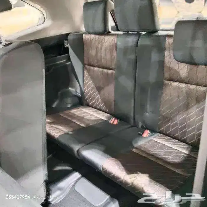 تويوتا انوفا GL بنزين 2024 9