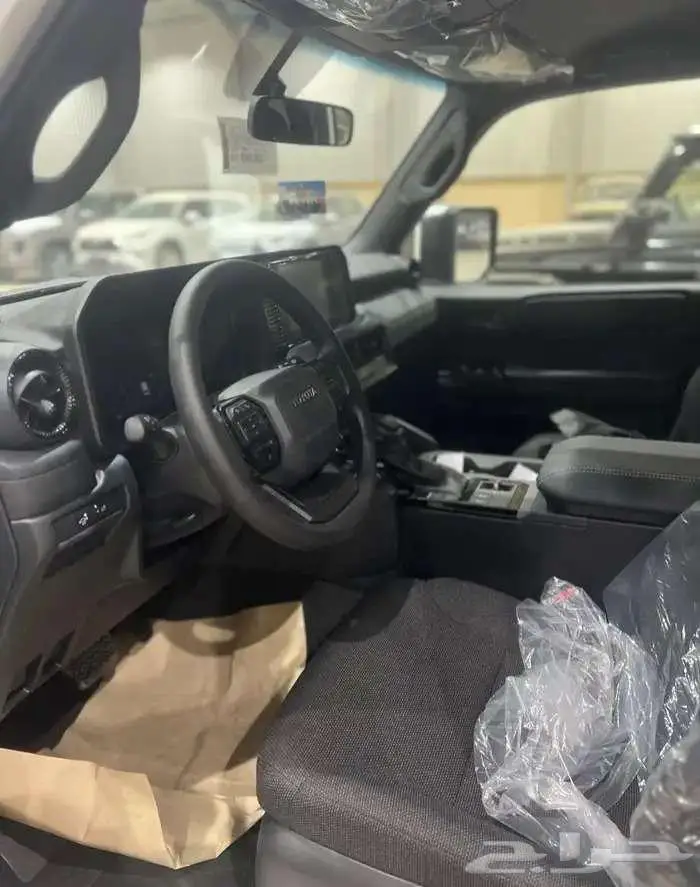 تويوتا برادو TXL1 بنزين 2025 12