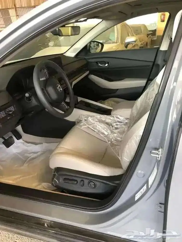 هوندا أكورد EX نص فل 2025 متوفر لدى الحسن 4