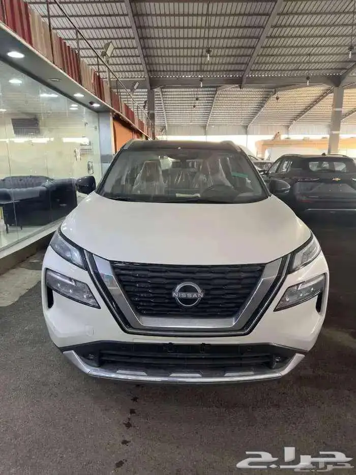 نيسان أكس تريل 2025 فل كامل دبل 2