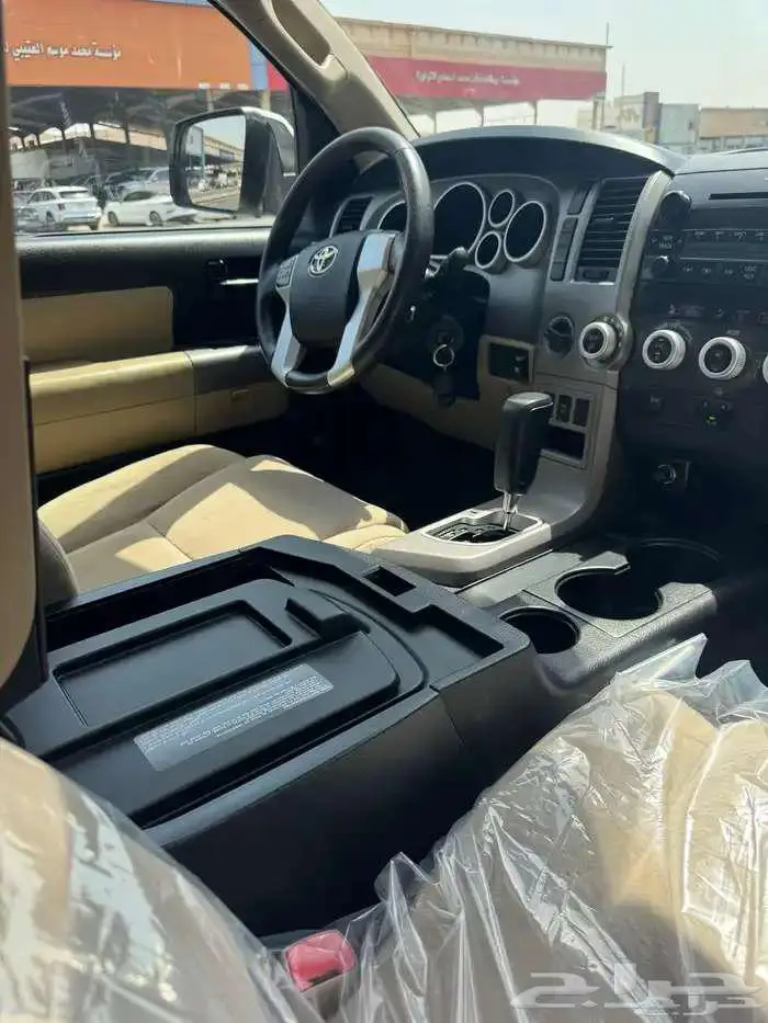 للبيع تويوتا سكويا 2014 -SR5 فتحة دبل 6