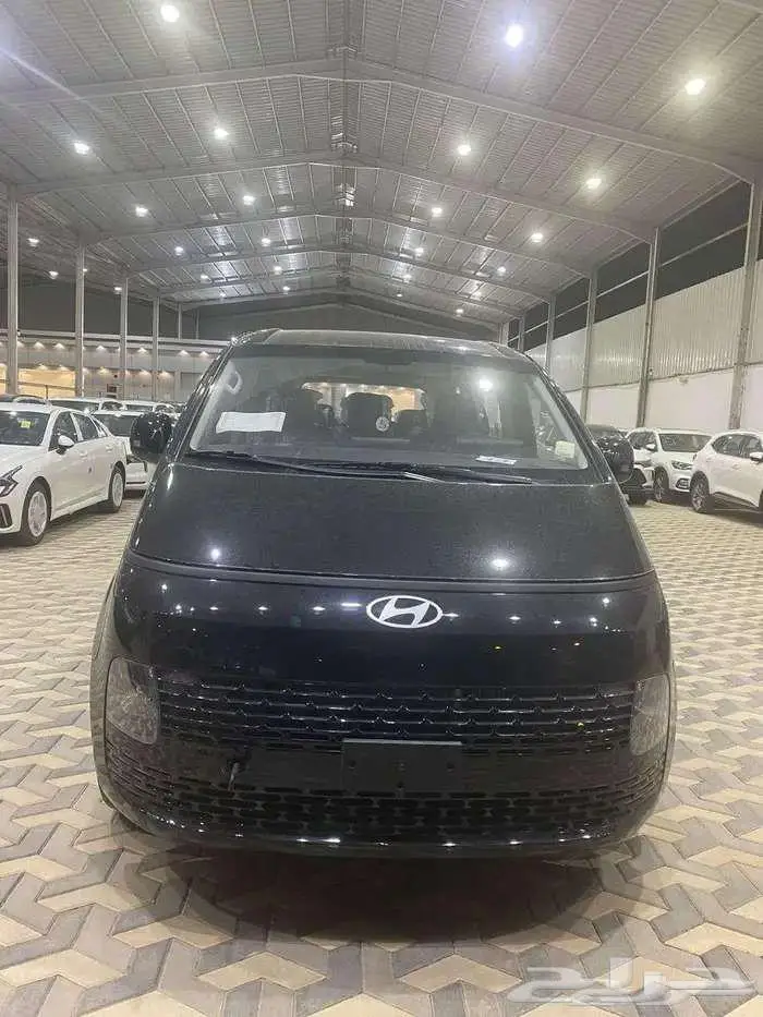 هيونداي ستاريا 2025 سياره عائلية 9 راكب عرض اليوم فقط 0