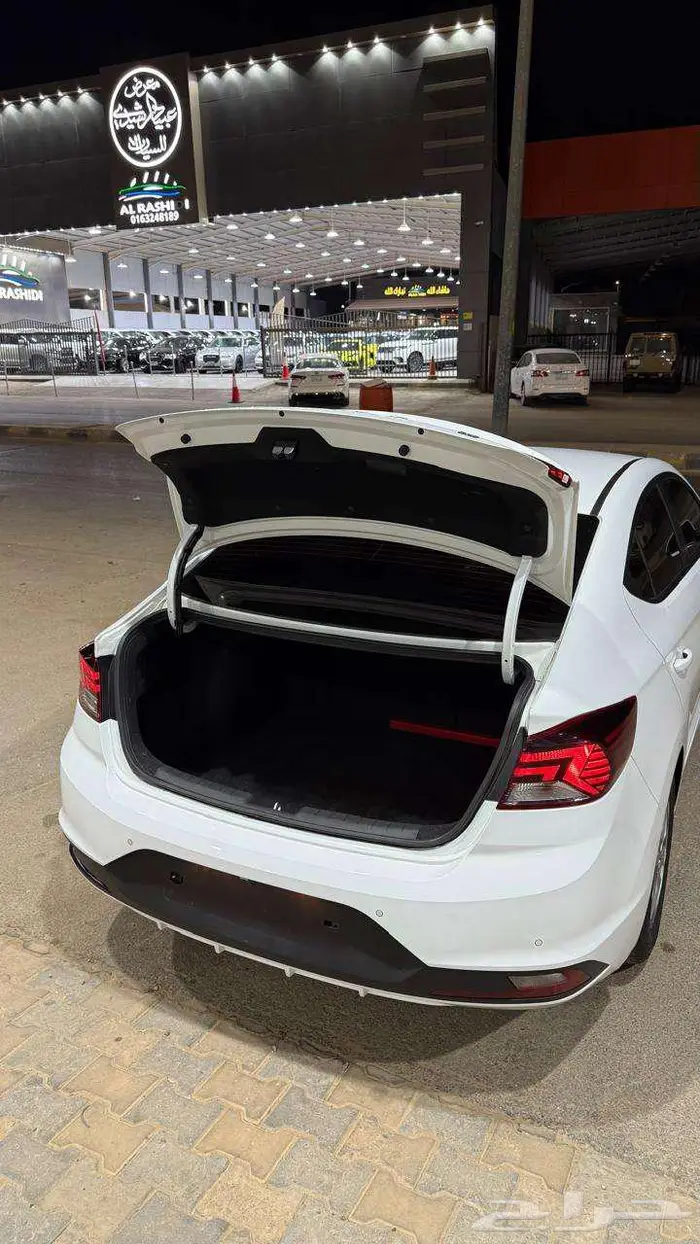 النترا 2020 عداد 27000 فقط 8