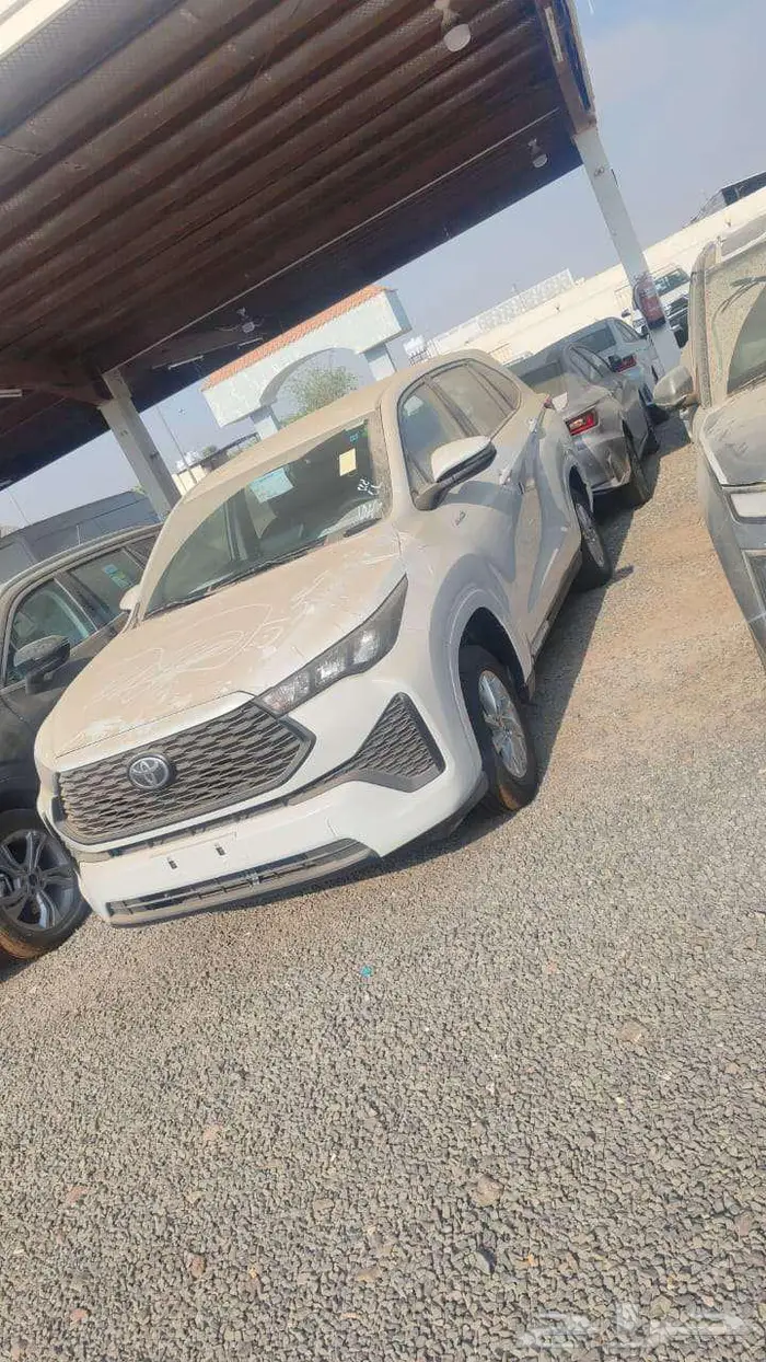 انوفا GL هايبرد 2025 1