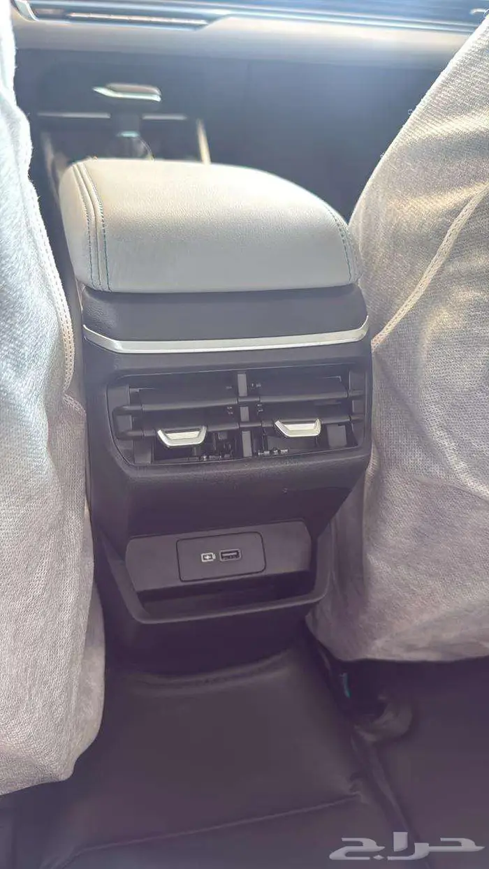 جيلي امجراند 2025 فل 8