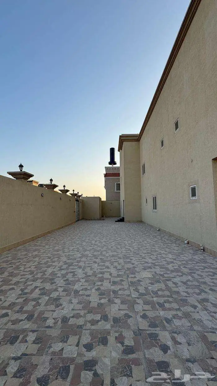 فيلا للبيع فيلا للبيع شرق الدمام - حي الحسام في 2