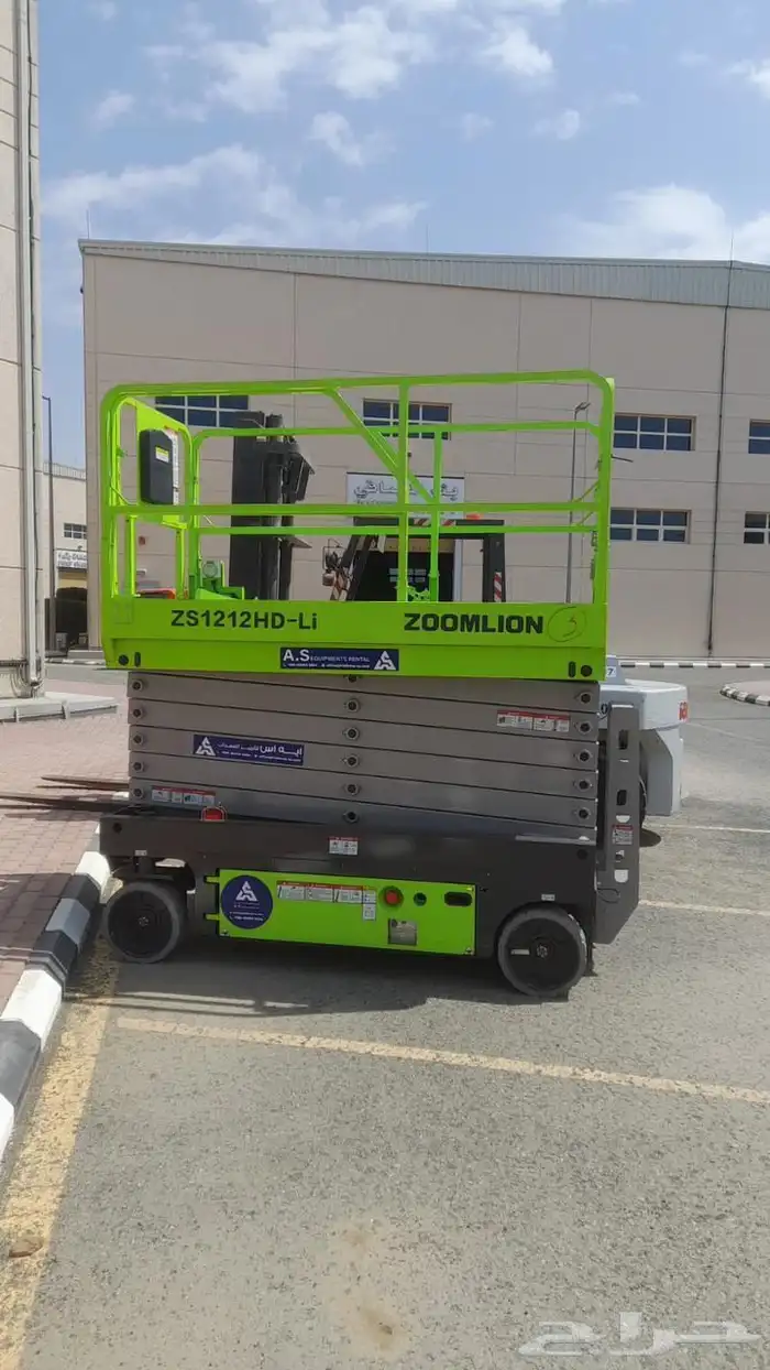 Scissor lift رافعة مقصية - سيزر لفت 20