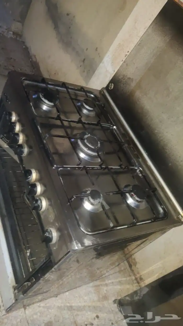 للبيع فرن قليم غاز 6