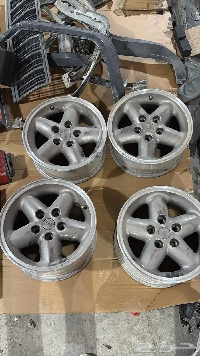 قطع شروكي اسبير علاق شبك مديل قديم انوار خلفي مديل قديم 2