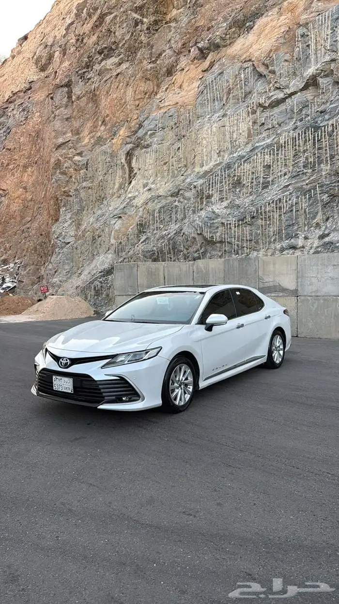 كامري 24 ماشي 43 الف شد بلد مالك اول 7