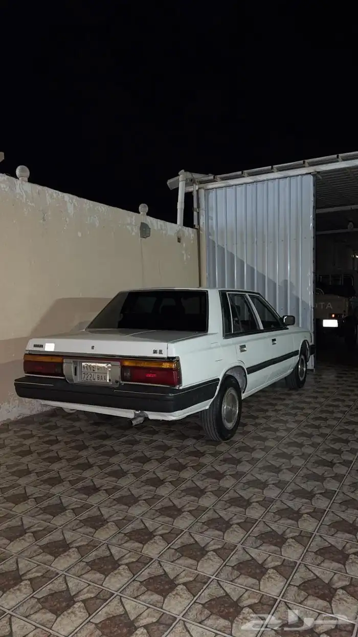 نيسان200 لوريل 0