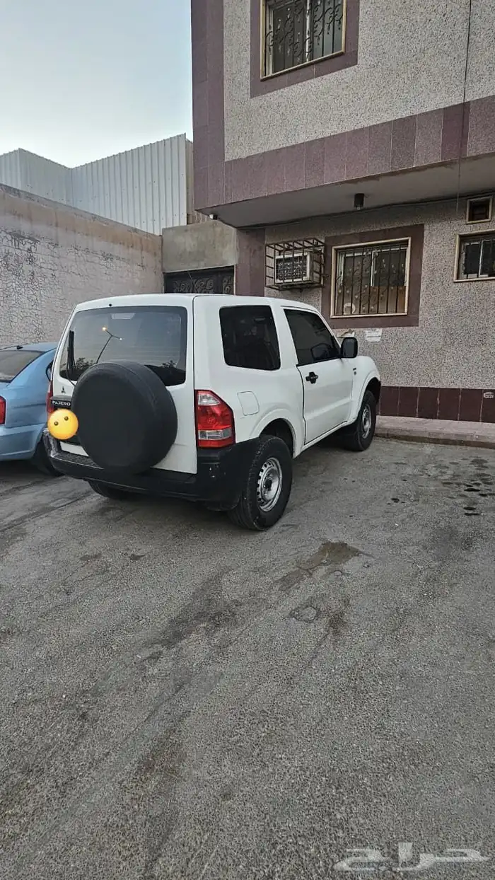 ميتسوبيشي باجيرو ربع 2006 للبيع 1
