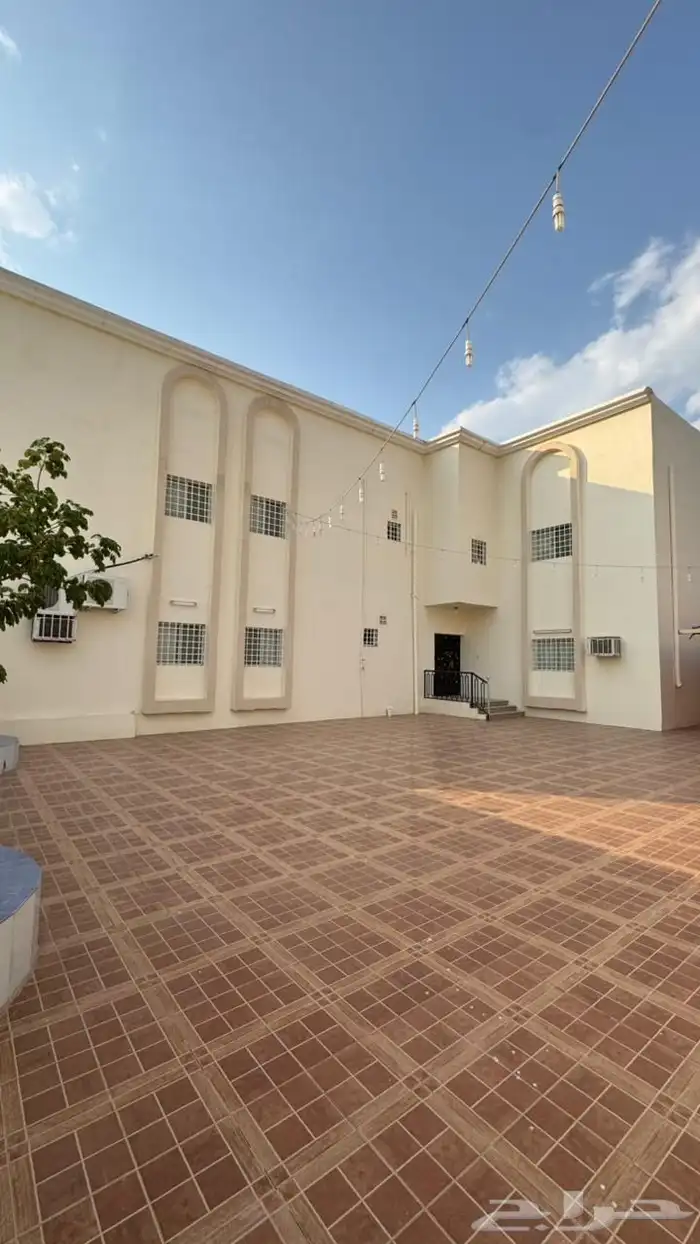 فيلا أستراحة فاخرة للبيع النعمان خلف محطه تحلية المياة 0