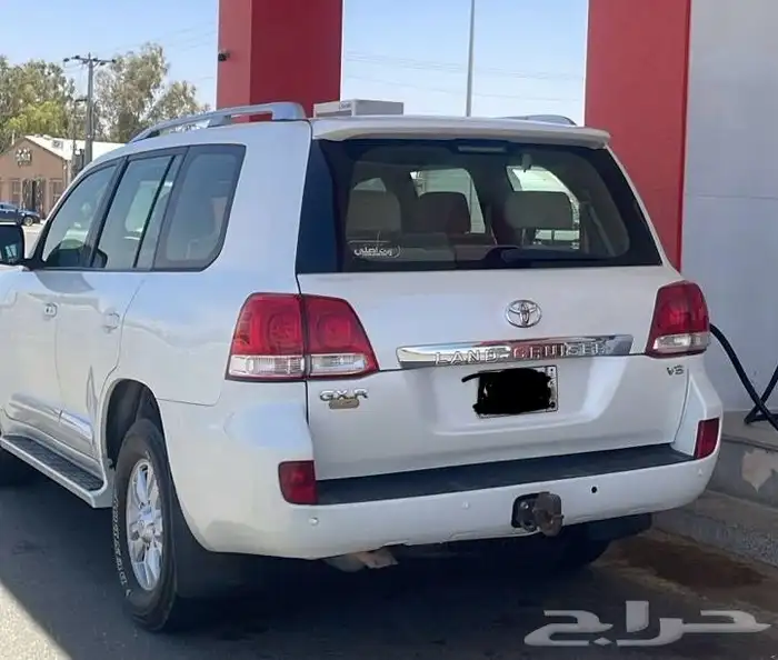 جيب لاندكروزر 2011 GX- R 3