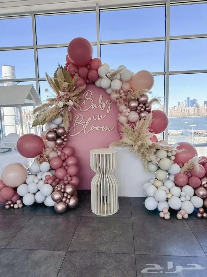 فعاليات اطفال مهرج تشكيل بالون للاطفال رسم على الوجه وغيره 33