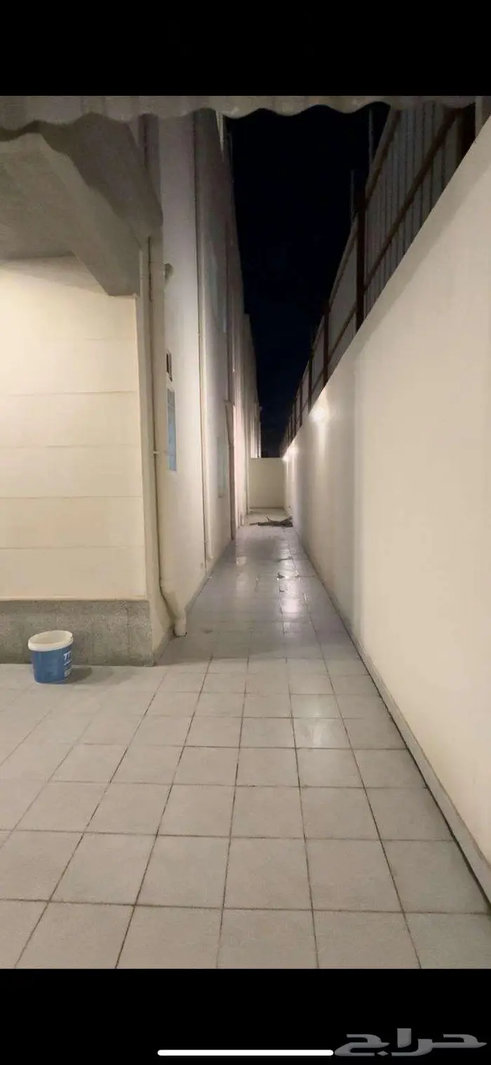 فيلا للايجار مميزة بحي الشعلة 2