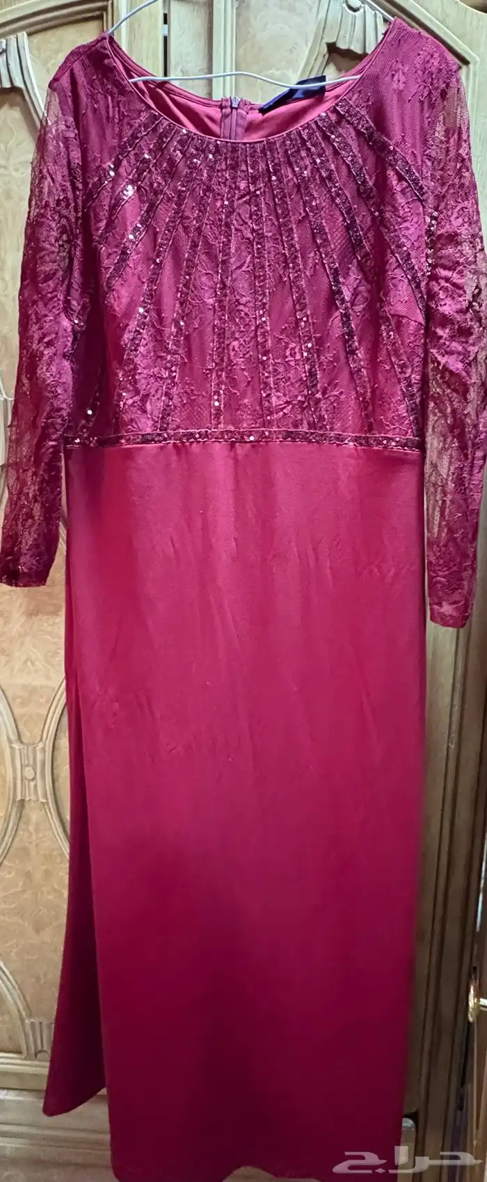 فستان عنابي للبيع 2