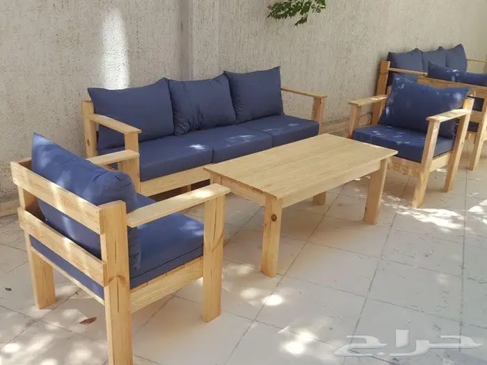 جلسات خشب طاولات وكراسي 9