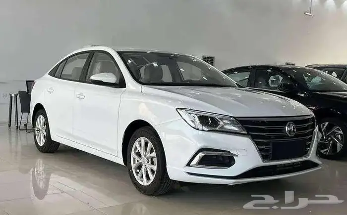 ام جي 5 2025 بدون دفعه بدون رسوم اقساط 1