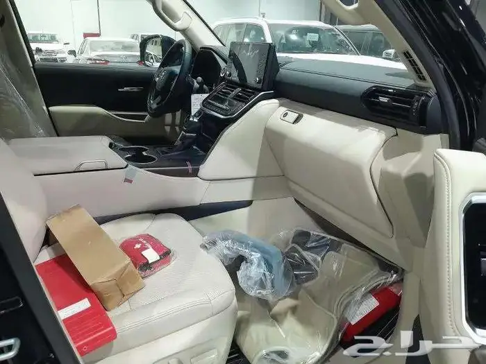 جي اكس ار L4 بريمي ديزل 2024 اللون اسود 13