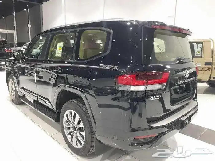 جي اكس ار L4 بريمي ديزل 2024 اللون اسود 3