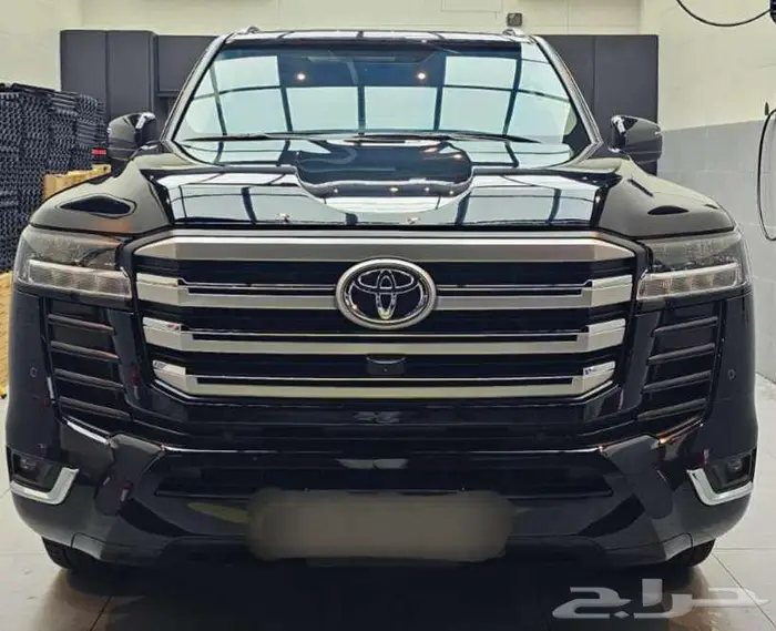 لاندكروزر ديزل GXR4 موديل 2024 0