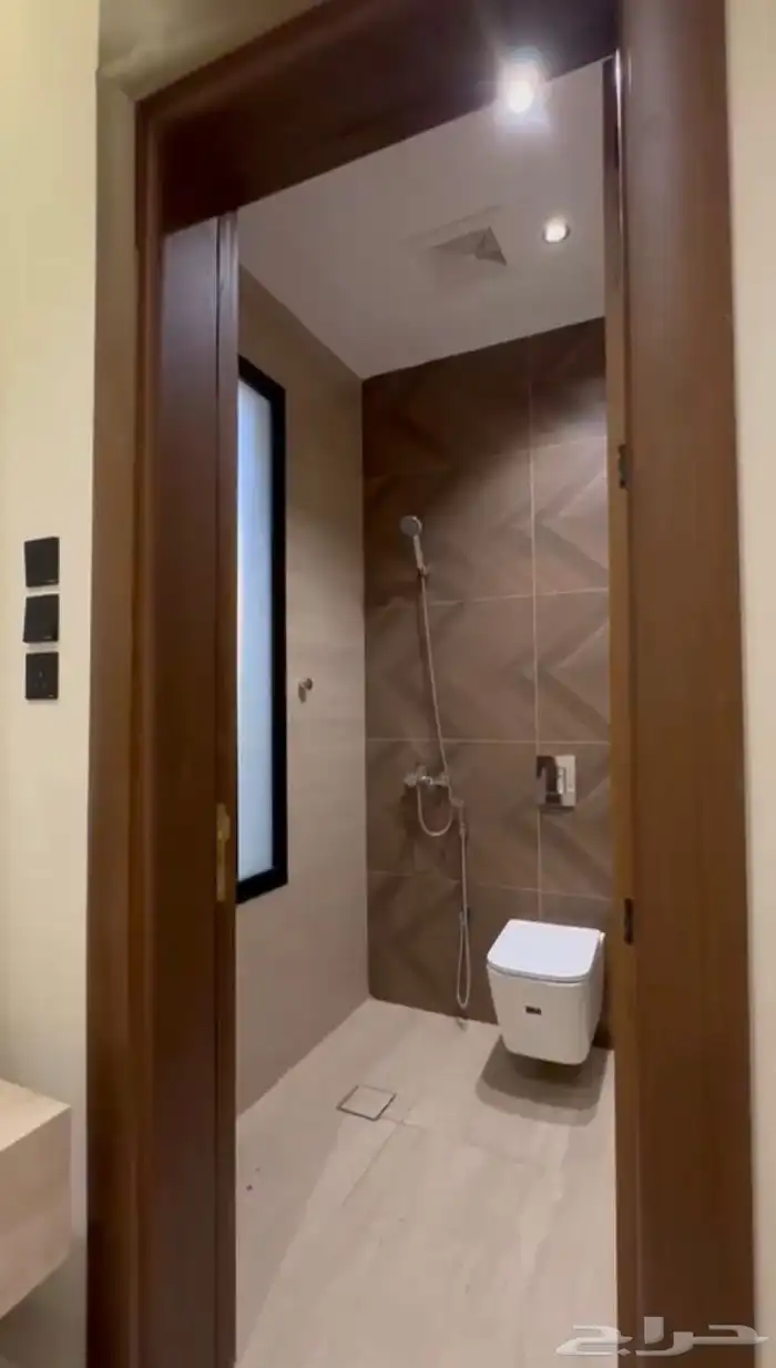 فلل مودرن بتصميم فاخر بحي الوسام 1 1180مليون 3