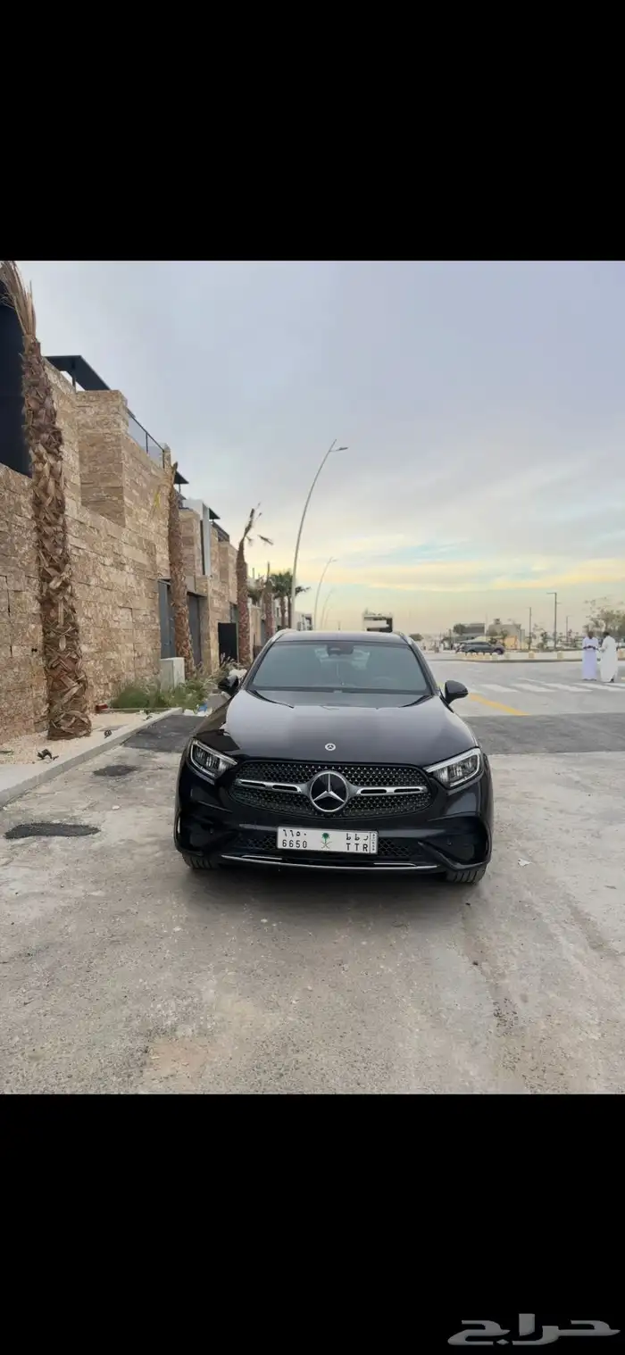 مرسيدس شبة جديد GLC200 فل كامل وكالة جفالي 1