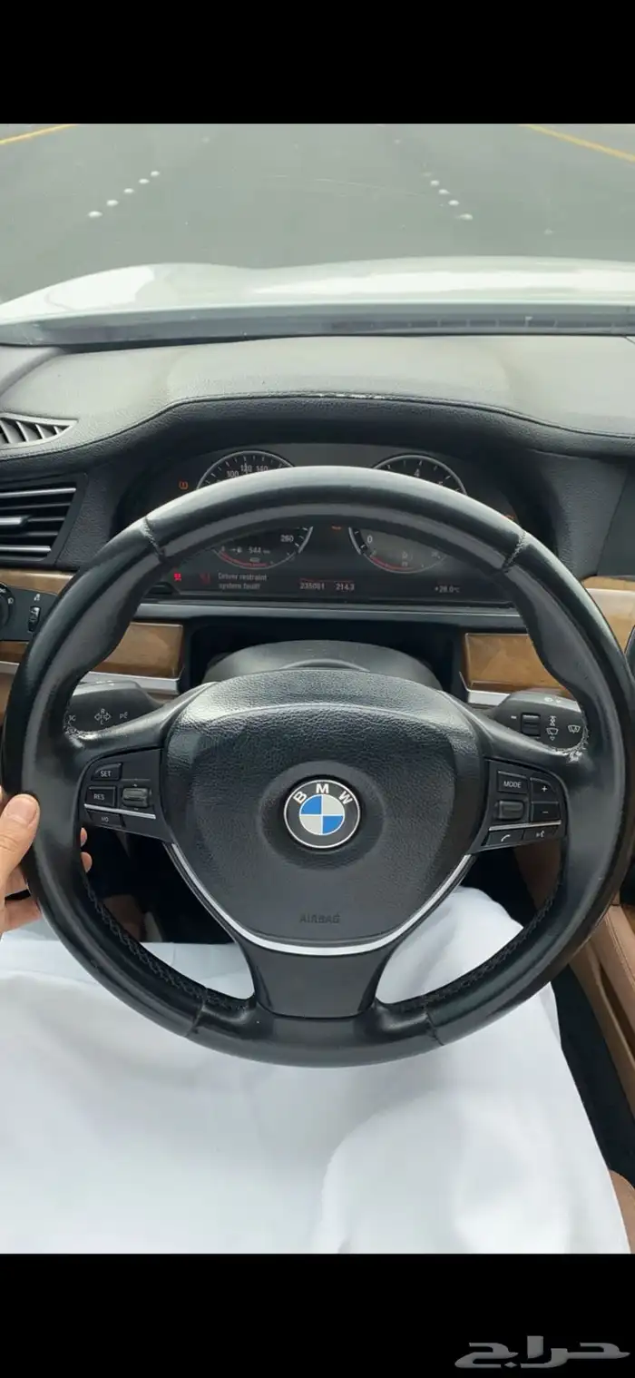 قطع غيار بي ام تشليح 6