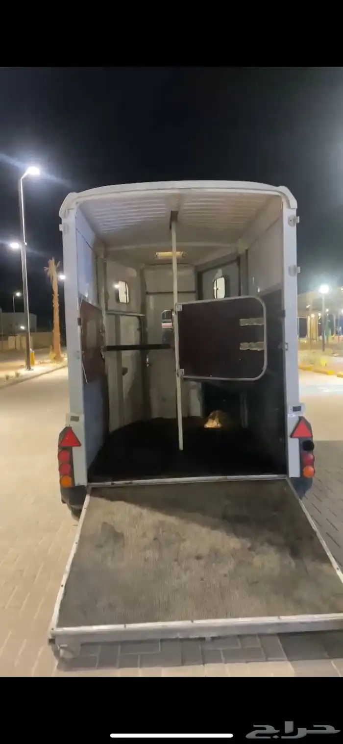 للبيع عربة فور وليم 0