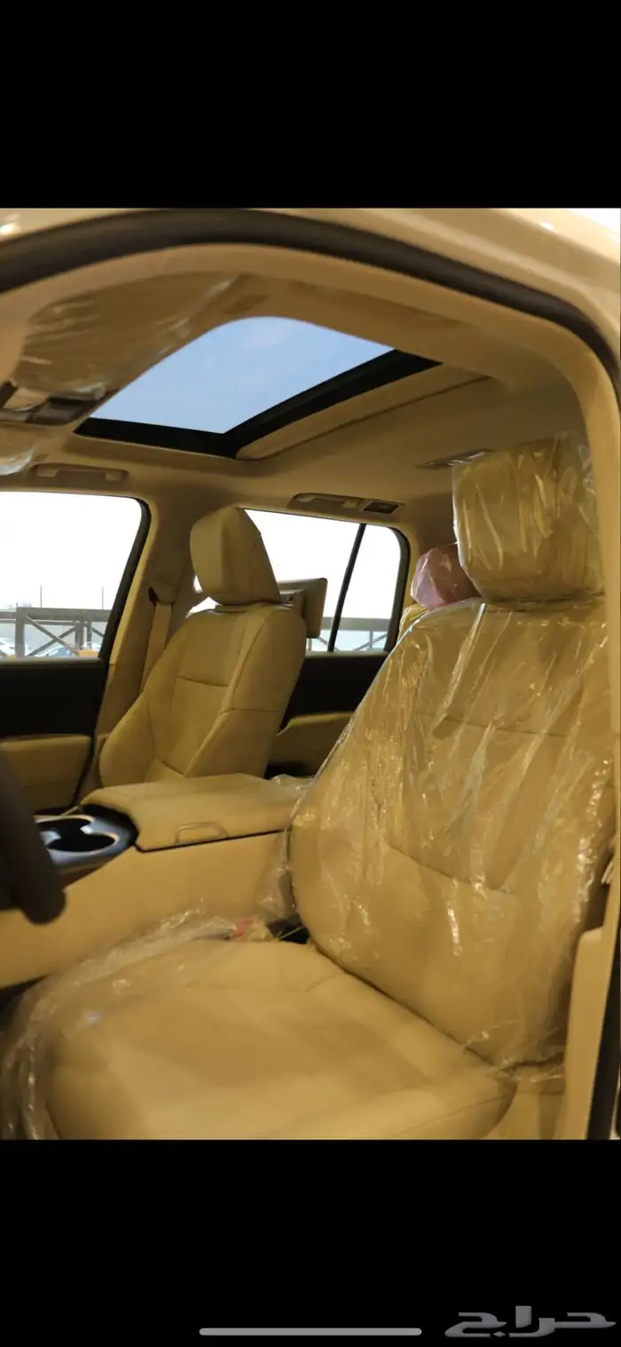 تويوتا لاند كروزر GXRLS كويتي الساير مع دفتر ضمان2025ابيض 11